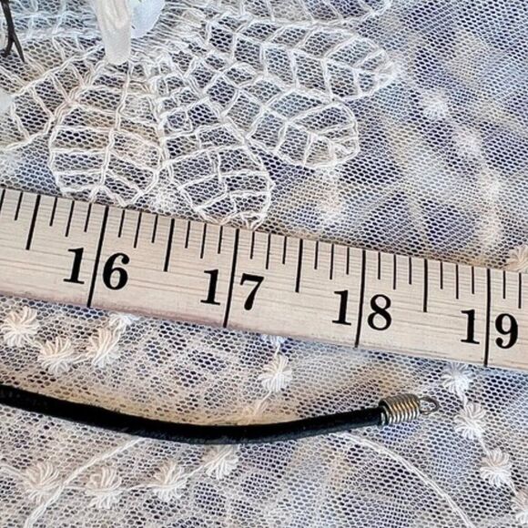 Vintage 90's Natural Shark Tooth Surfer Leather Cord Necklace - Picture 8 of 8